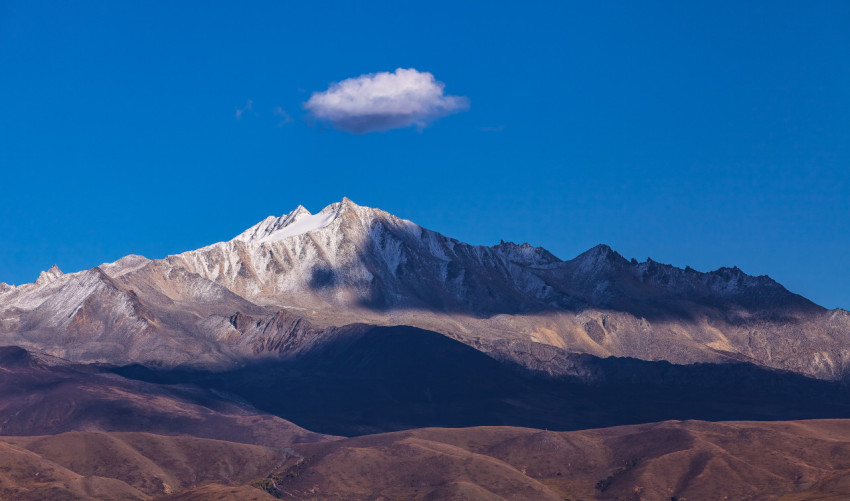 Yala Snow mountain